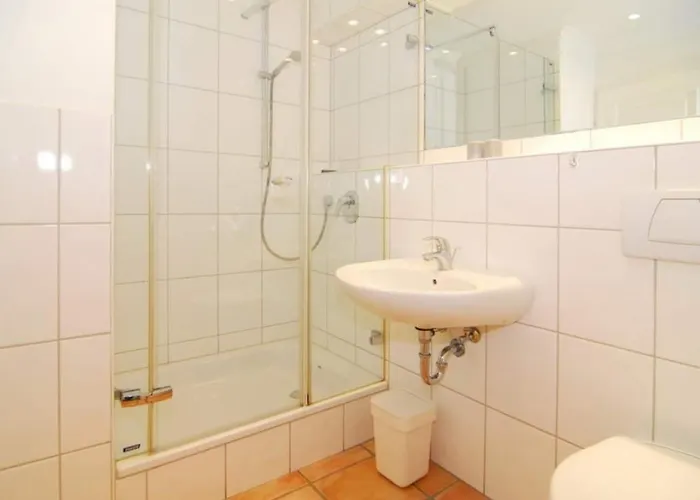 Metropol, Whg 240, Seeseite 10og *